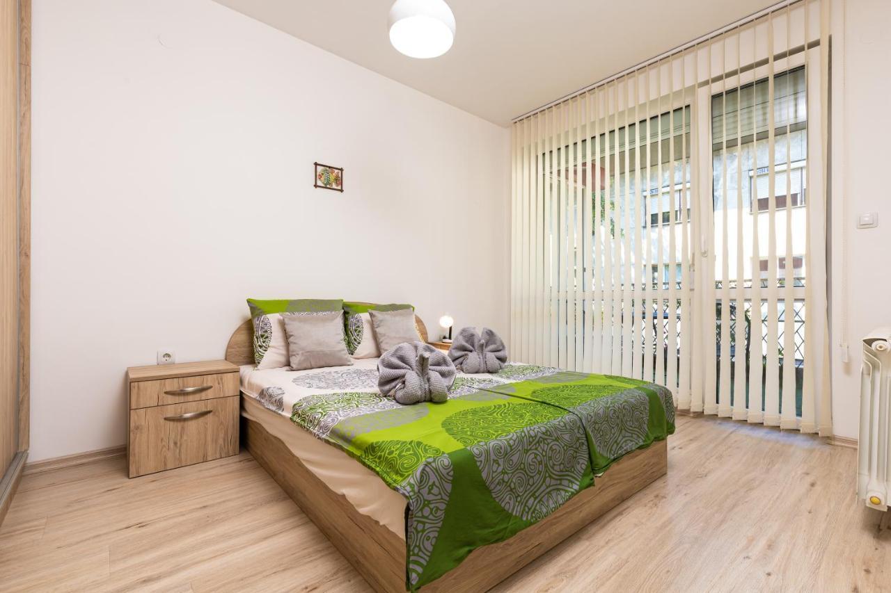 Stylish 2Bd Apartment With A Nice Cozy Terrace By Flat Mаnager Plovdiv Exterior photo